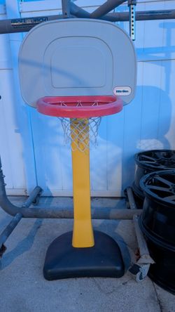 Little Tikes Basketball Hoop