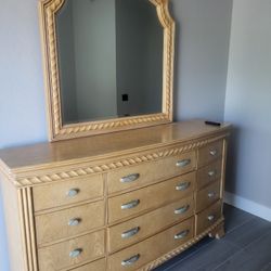 Dresser And Nitestand