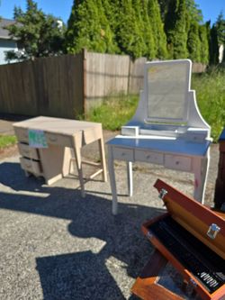 Desk, makeup table
