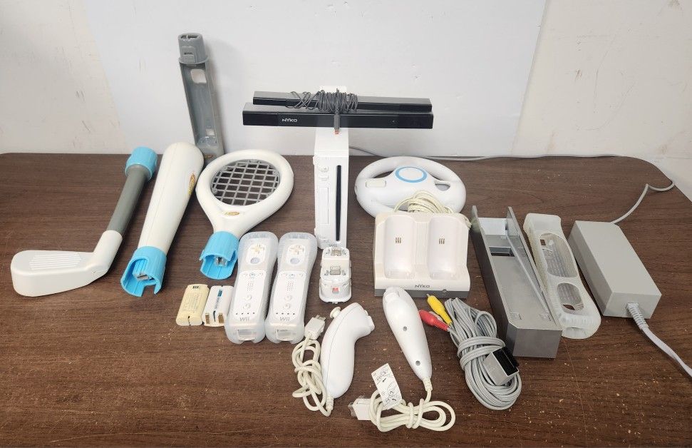 Nintendo Wii Console Bundle with Controllers, Cables, Game & Accessories