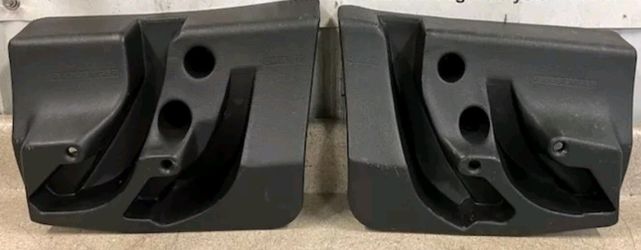 93-02 CAMARO FIREBIRD T-TOP HOLDER LR