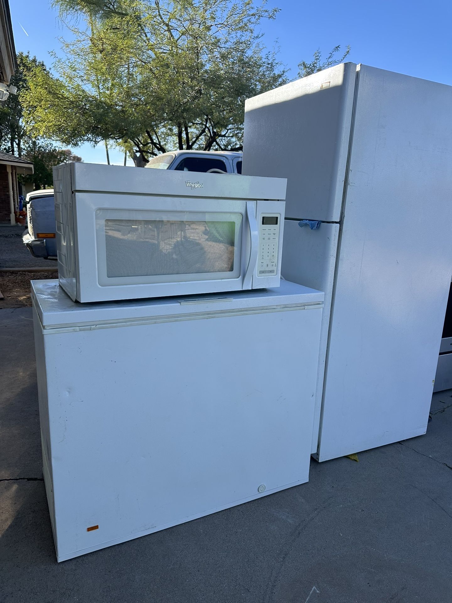Free Appliances - NO DEEP FREEZER 