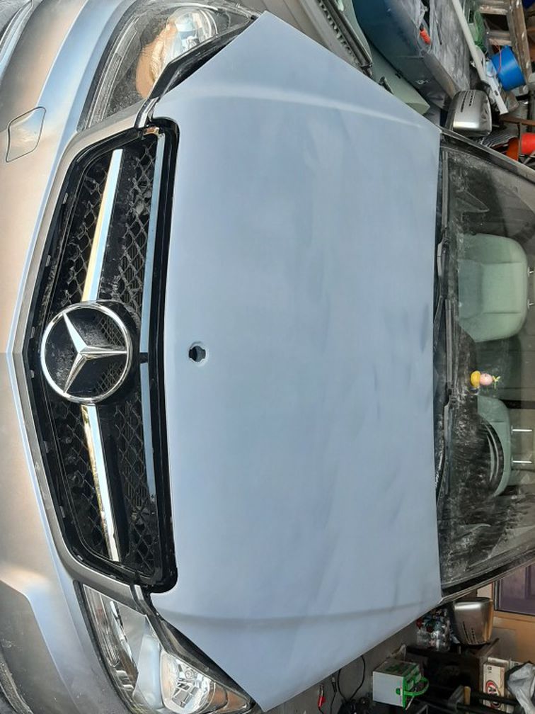 2008-2014 Mercedes Benz Hood C250 C300 C350