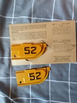 1952 tags. Very clean. Never put in a car. #'s match with OG mailing card .see pixs