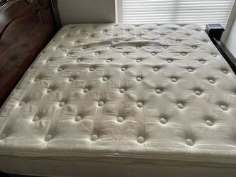King size bed