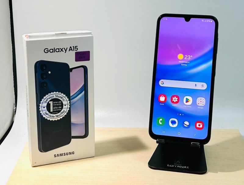 Samsung Galaxy A15 128GB 5G Unlocked Like New IN BOX Fully Functional