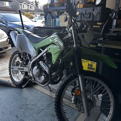 KLX 230 Dual Sport - Open to trades