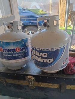 Two almost full tanks of propane 15lb