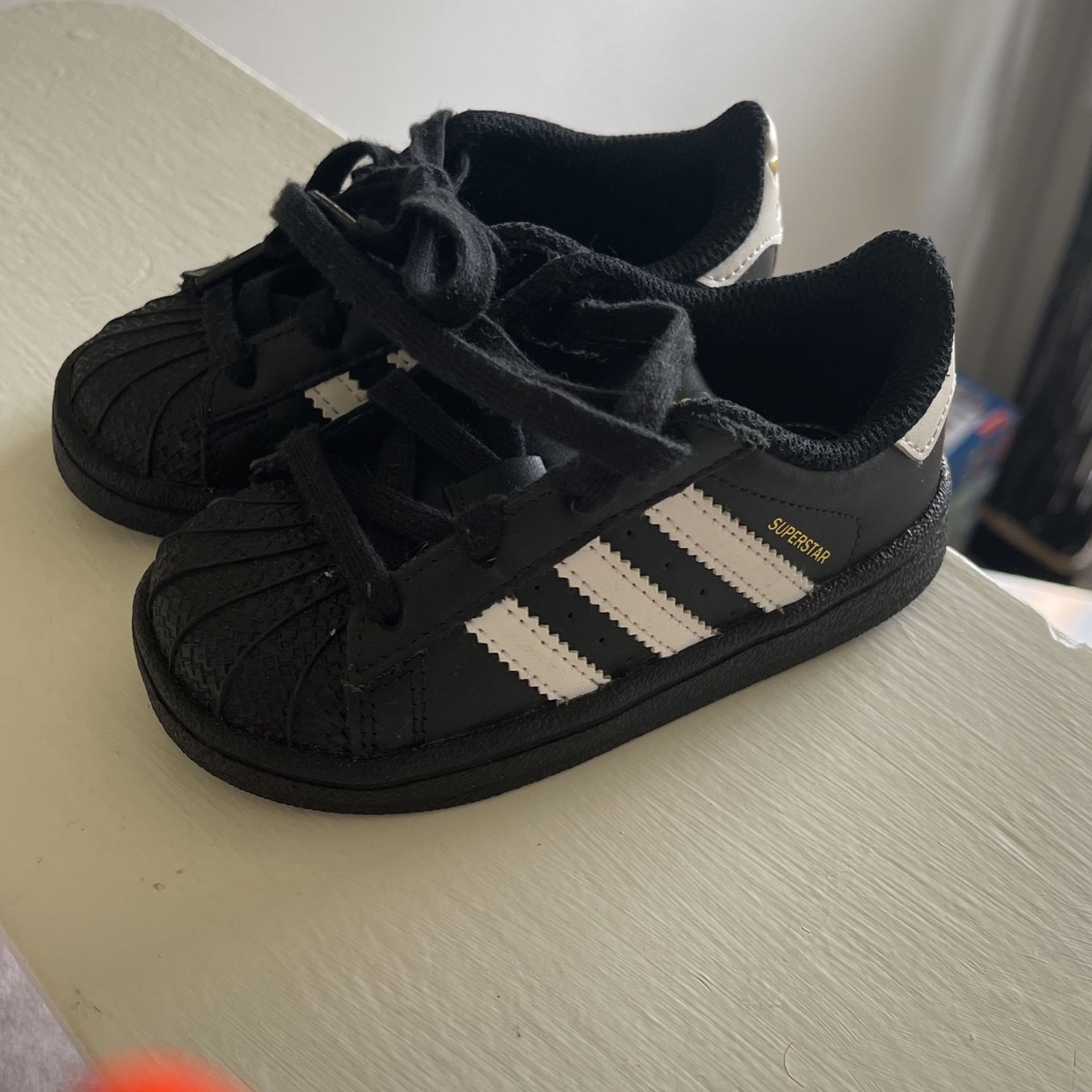 Kids Adidas Size 6c