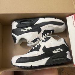 Nike Air Max 90