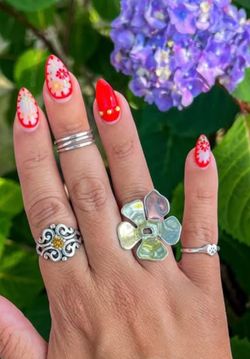 James Avery