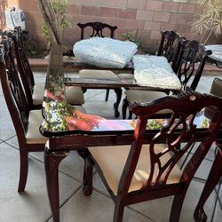 Dining Table 72”-42” (6 Chairs )