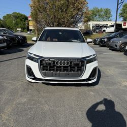 2025 Audi Q7 • 55 TFSI Premium Plus Sport Utility 4D