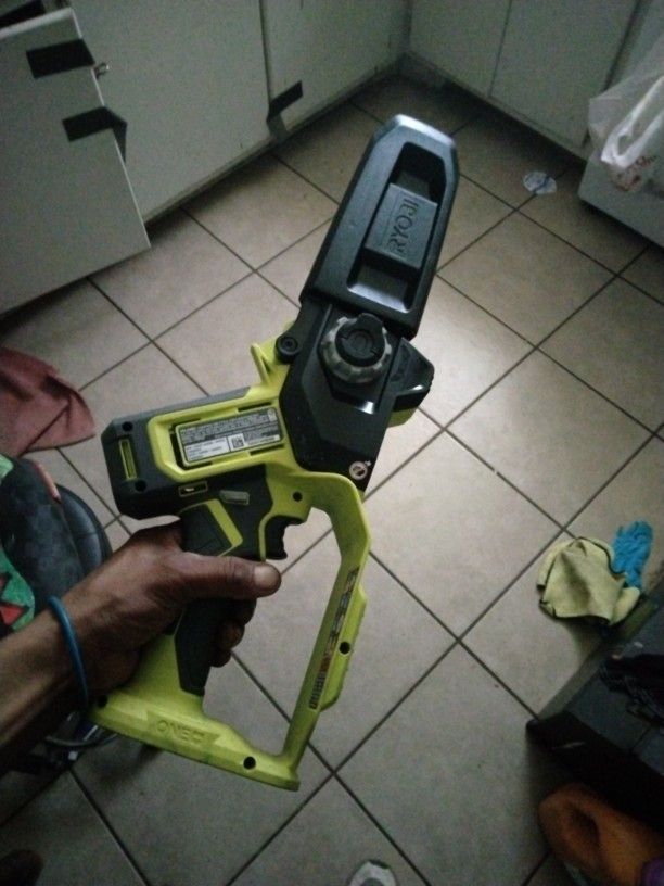 Ryobi Chainsaw