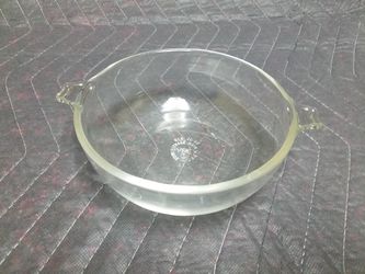 Vintage Pyrex 20 oz. clear glass dish - very clean / no chips