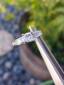White Gold Diamond 💎 Ring