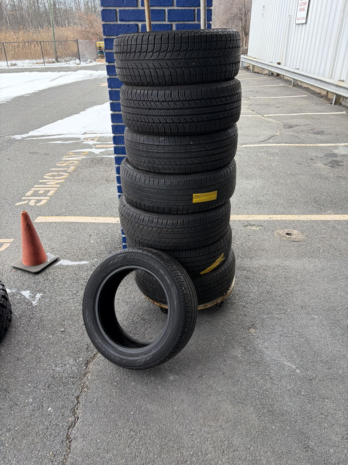 205/55/R16 215/60R17 Good Mix Tires