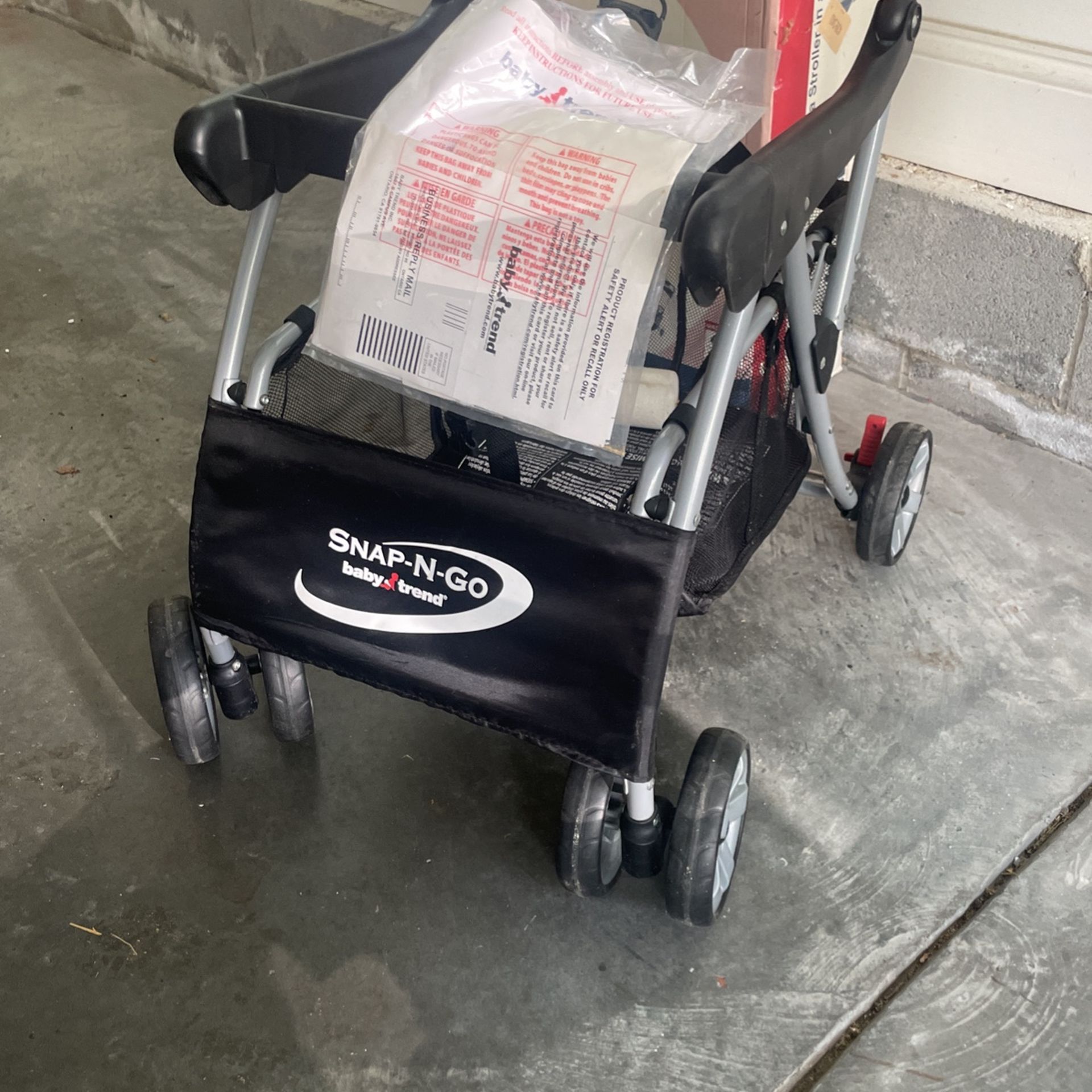 Snap-N-Go Baby Trend Car Seat Carrier