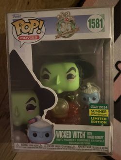 Funko Pop Wicked Witch with winged monkey. From Wizard Of OZ W/flying Monkey!