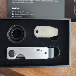 Platinum Ridge Key Holder