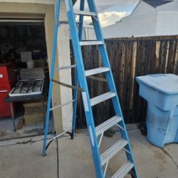 Werner 8' Fiberglass Ladder In Great Condition