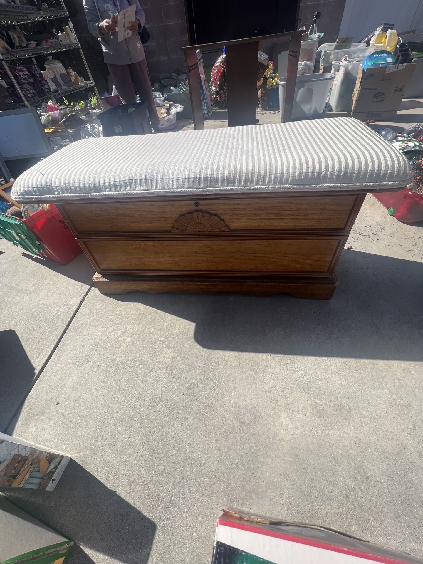 Storage Bench for Sale in Chino, CA OfferUp