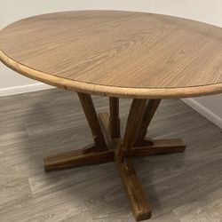 Round Kitchen table 