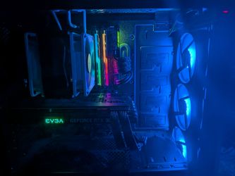 Gaming Pc and two monitors