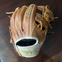 A2000 Baseball glove