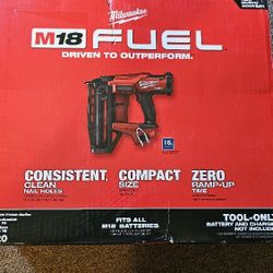 Milwaukee M18 Fuel 16-gauge Angle Finish Nailer 