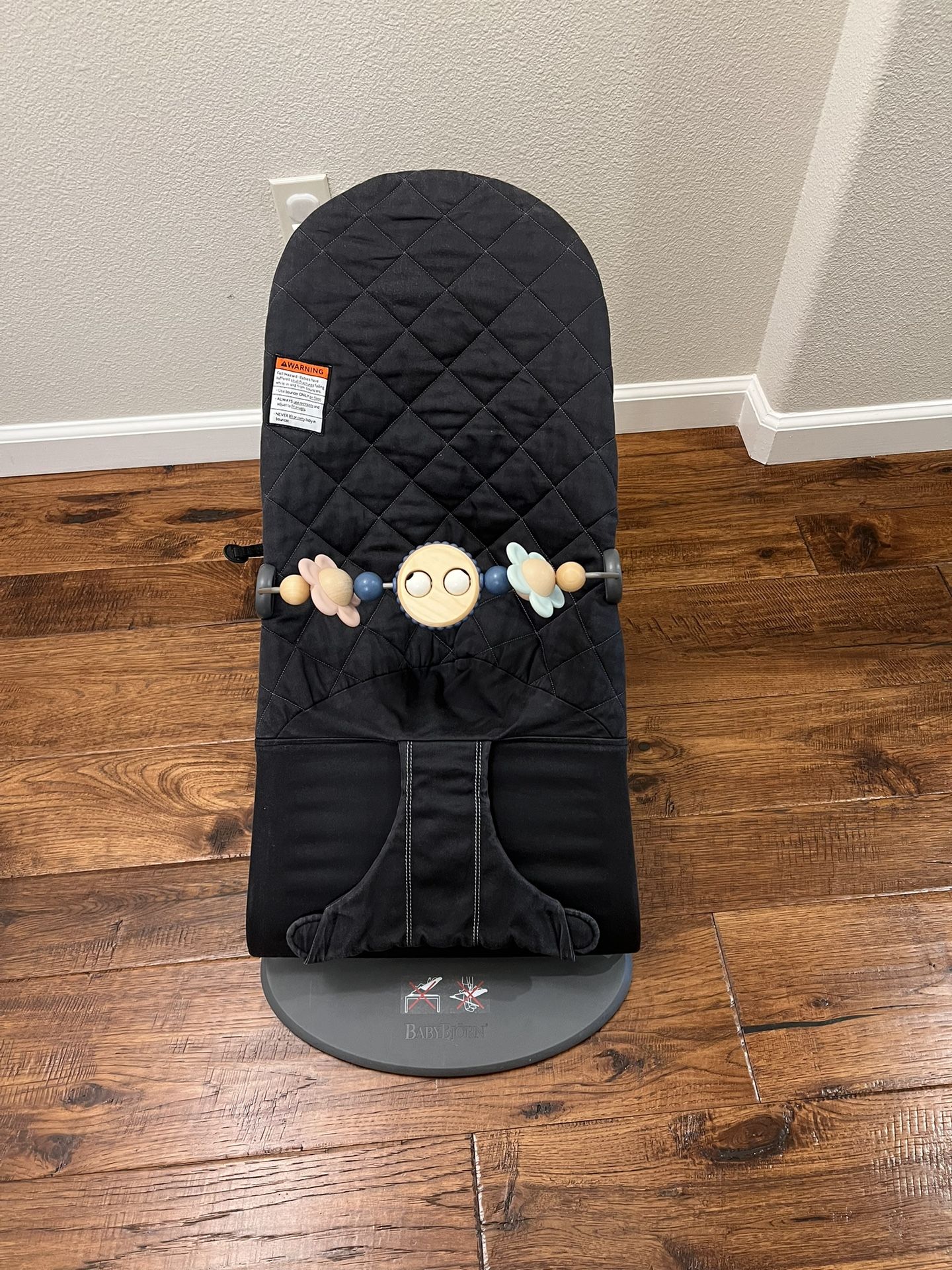 Baby Bjorn Bouncer Bliss With Bjorn Toy