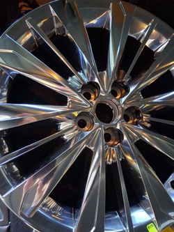 4 brand new 20" Chrome Toyota Wheels from Bill Wright Toyota (see description for size and fit.
