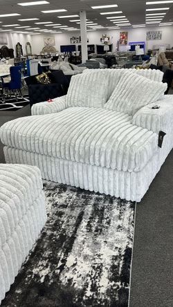 Brand New Stupendous oversized Chaise w/Cozy seating & Feather blend cushions