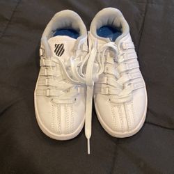 New Kids Size 11 White Leather Kswiss Shoes