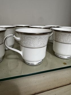 Tea cups