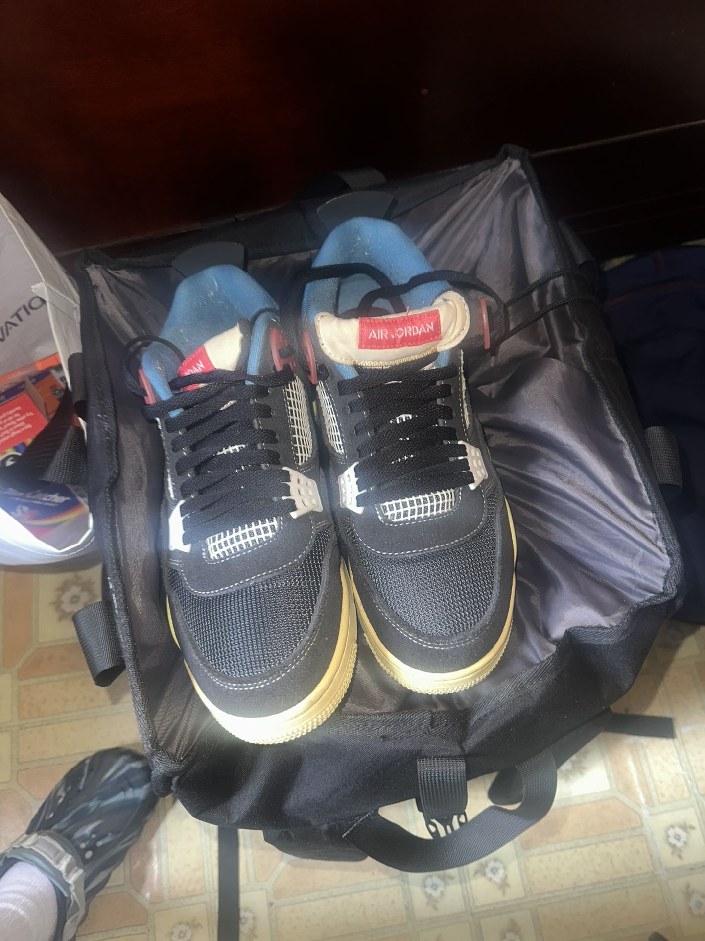 Union Jordan 4