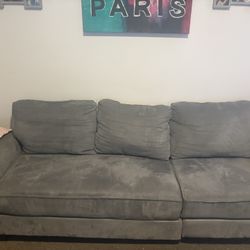 Small Wayfair couch Opens Into Fouton