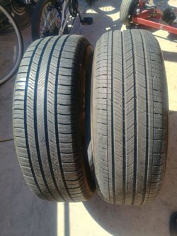225/65/17 MICHELIN 85-95% TREAD DOT 11/23 SET OF 2 MATCHING TIRES EXCELLENT CONDITION