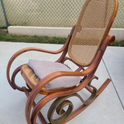 Vintage Wood Rocking Chair 