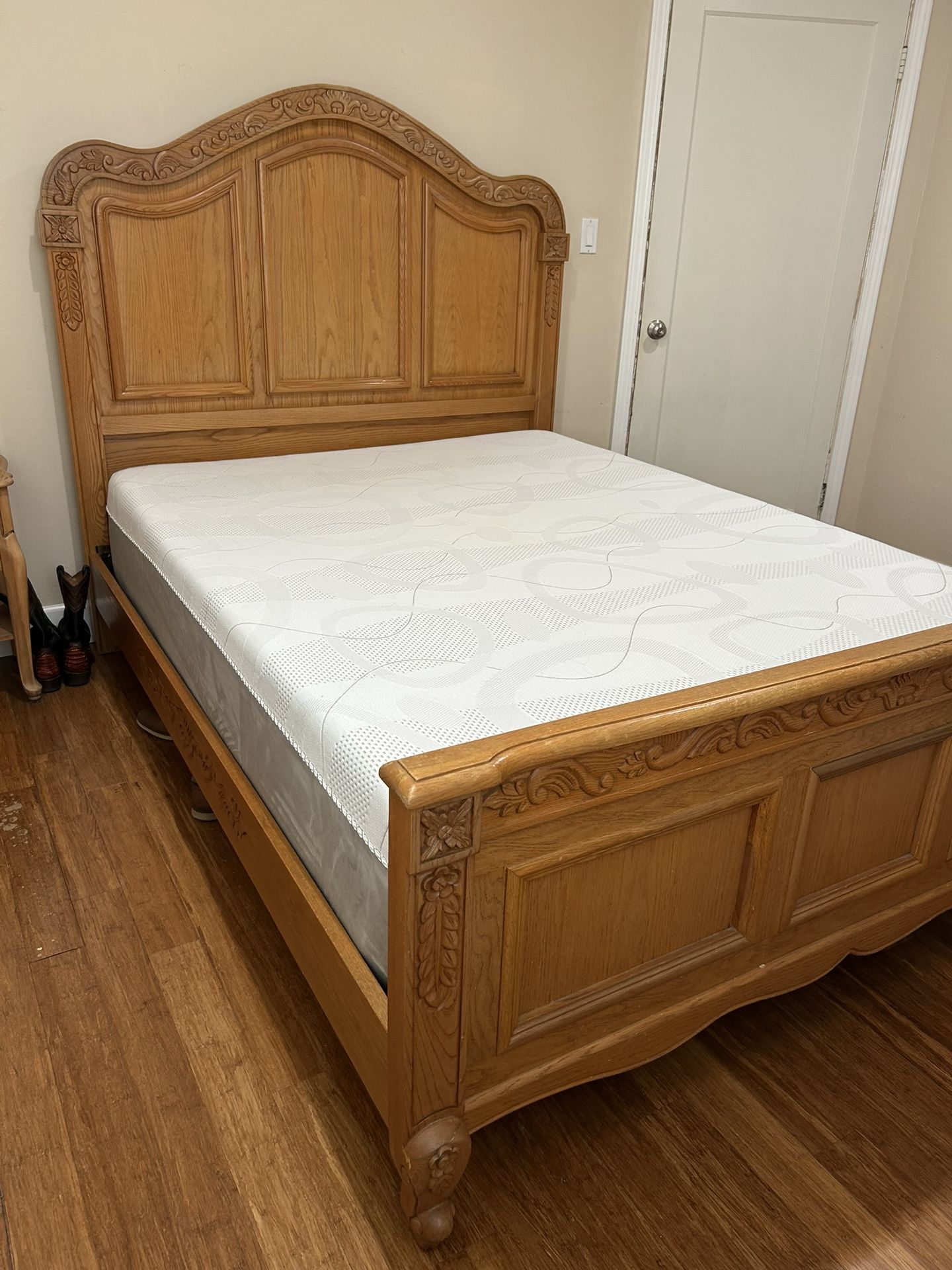 Queen Bed Frame And Mattress