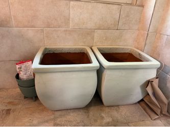 Giant planters