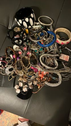 3lbs Jewelry 