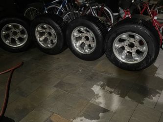 Vintage chrome wheels 15 inches