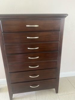 Wood dresser