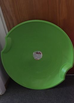 Plastic saucer