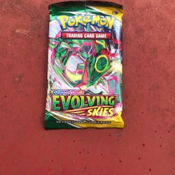 Sword And Shield Evolving Skies Booster Pack 
