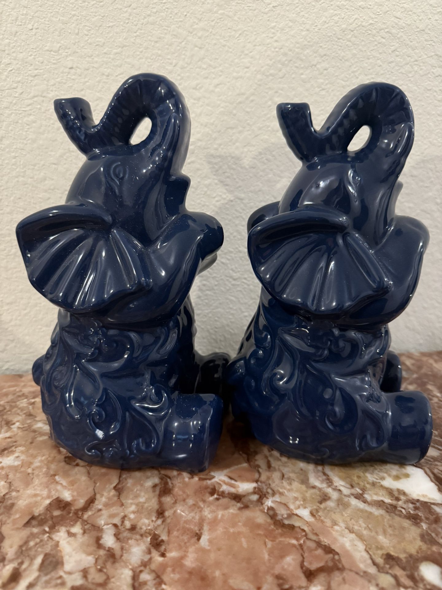 2pcs Blue Elephant Statue