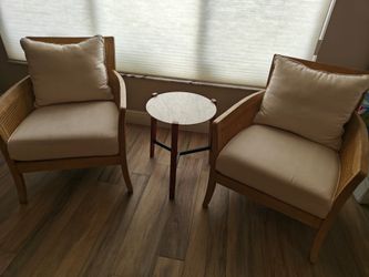Comfy reading chairs (2)