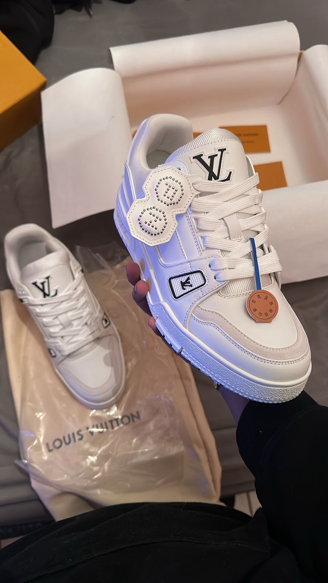 White V bottoms Size 9 Fits 9.5
