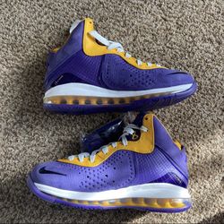 LeBron 8 Lakers 